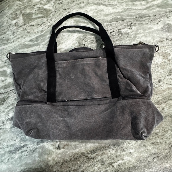 Lo & Sons Catalina Deluxe Canvas Bag in Midnight Ash - Picture 4 of 11
